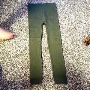 Green leggings